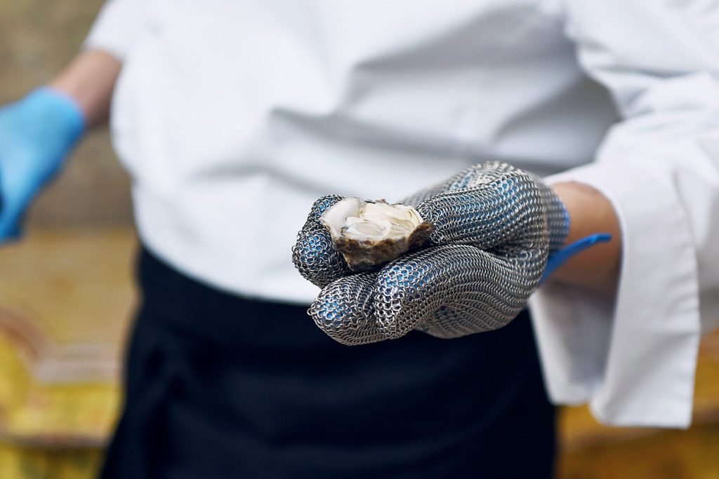 Do Oysters Feel Pain (Inc. When You Eat Them)